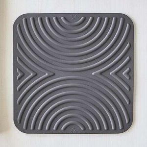 Pampered Chef Hot Pad Trivet Set of 2 NIP